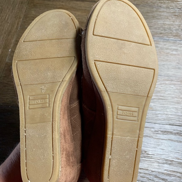 Toms booties. 7.5 - Picture 8 of 9